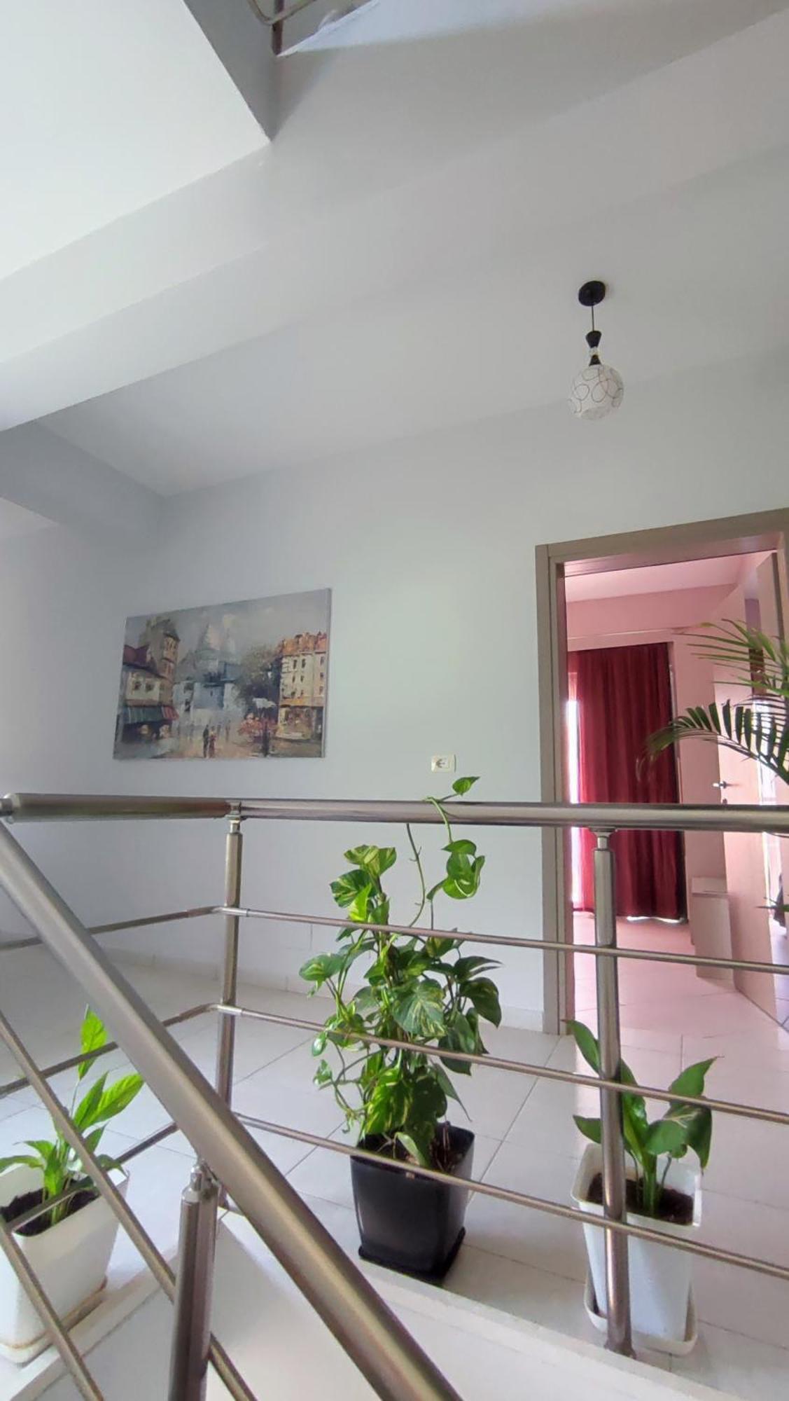 Olivio, Hotel Dhërmi