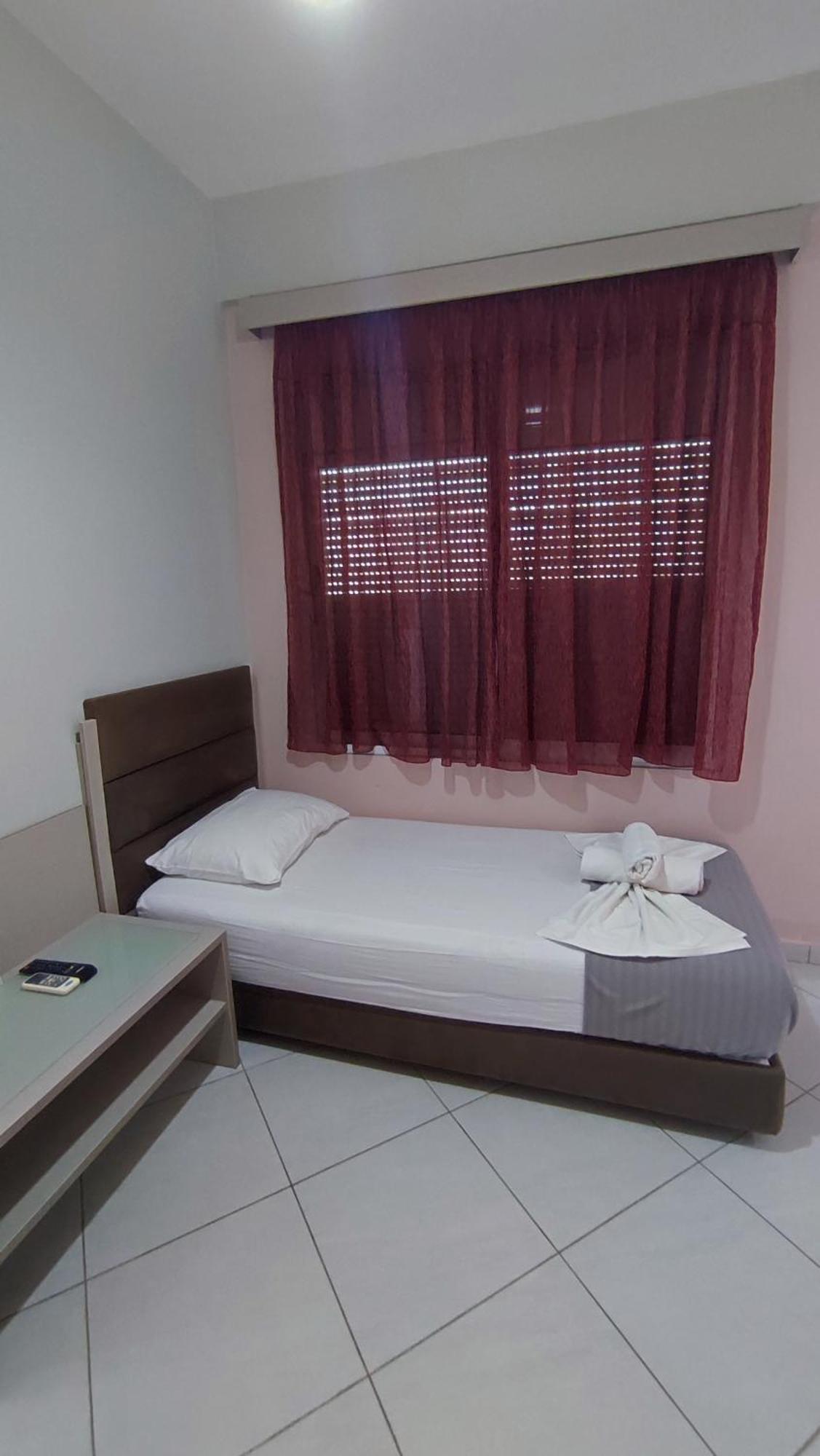 Hotel Olivio, Dhërmi