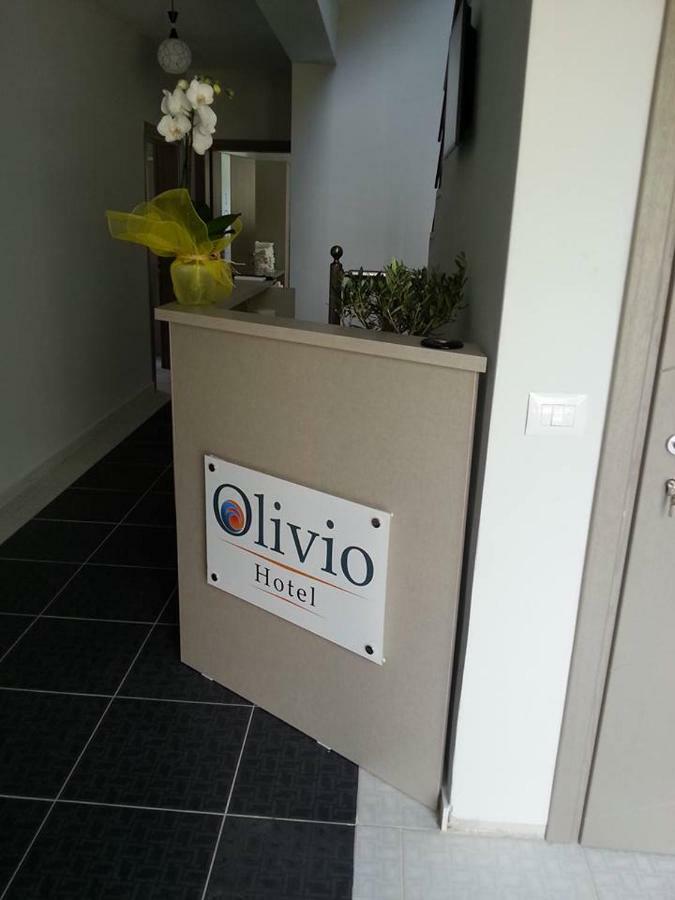 Olivio,